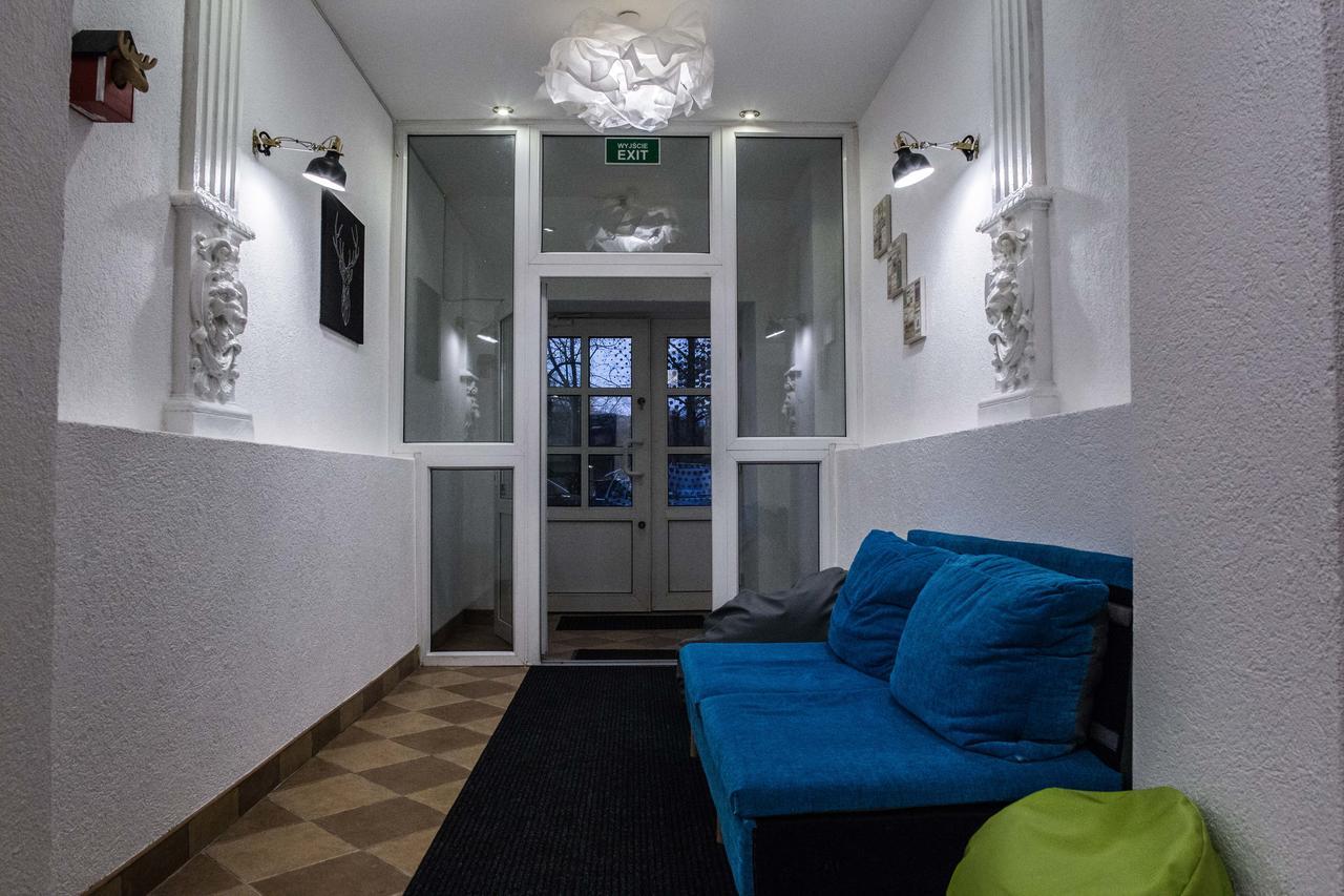 Hostel Flyfly , Darmowy Parking , Rezerwuj Przez Urzadzenia Mobilne -10 Procent *